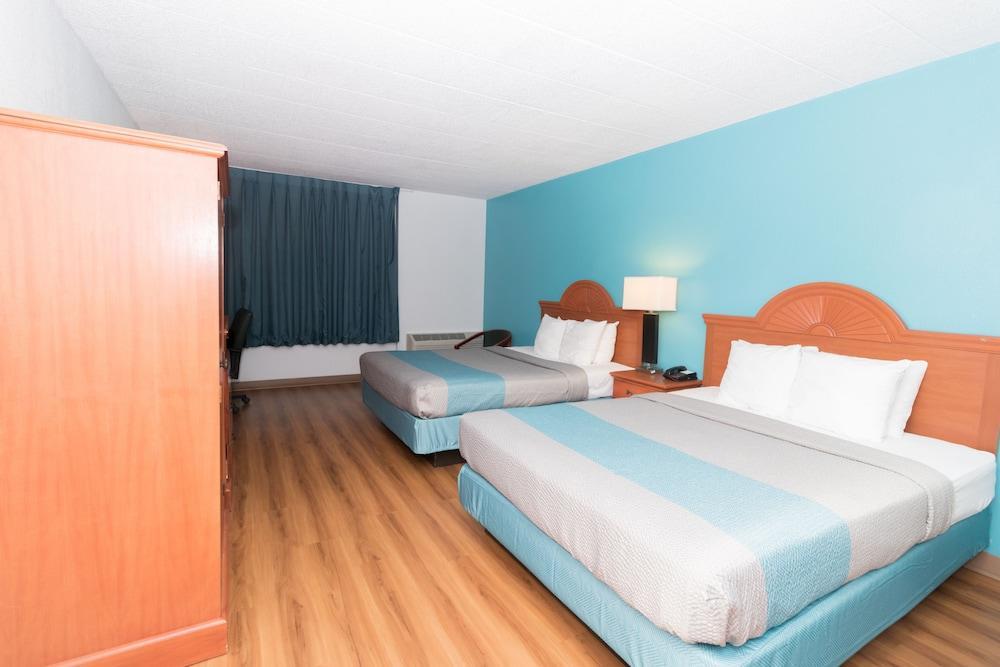 Hotel 6-clarion, Pa 4*