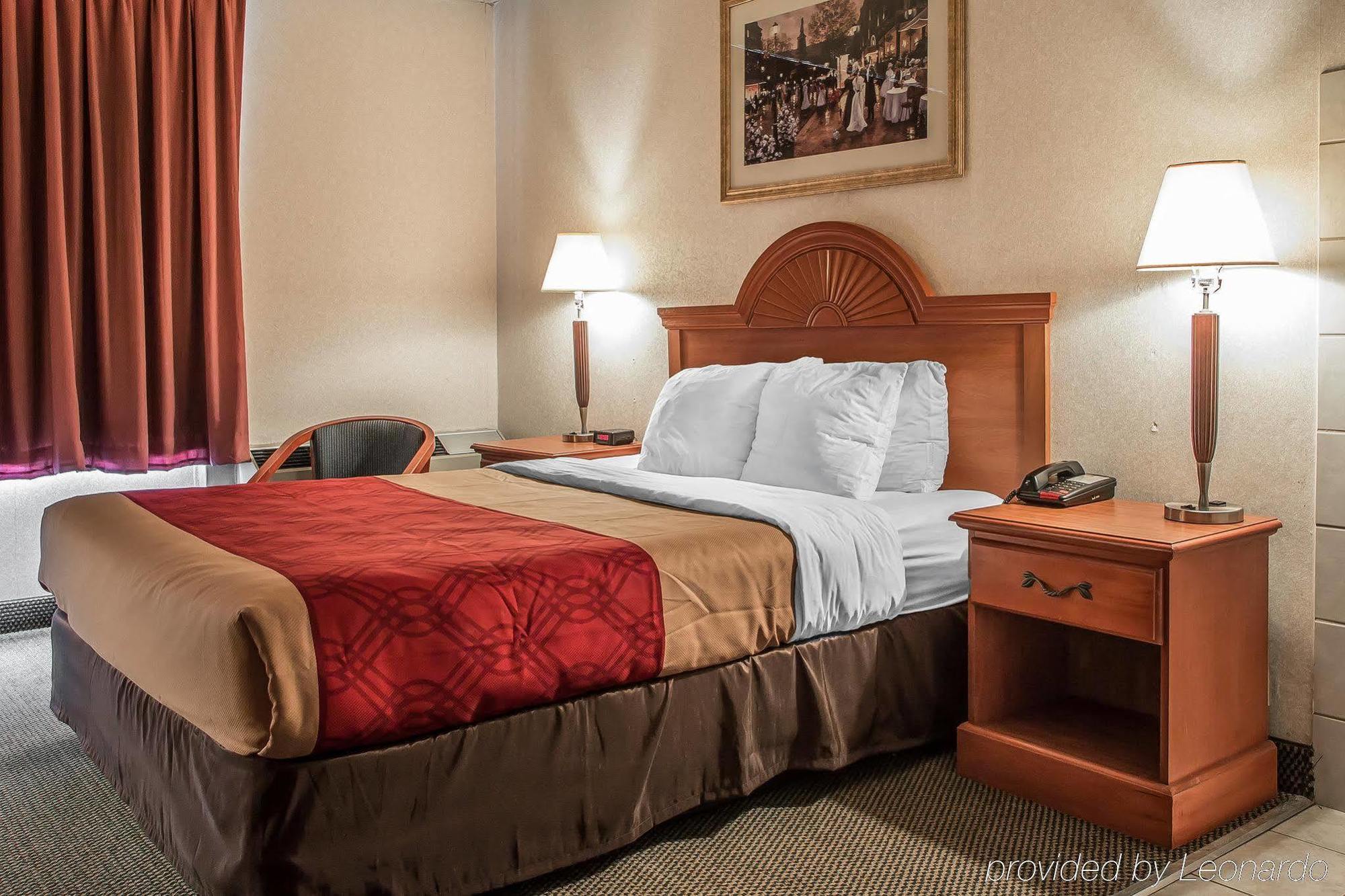 6-clarion, Pa Hotel 4*